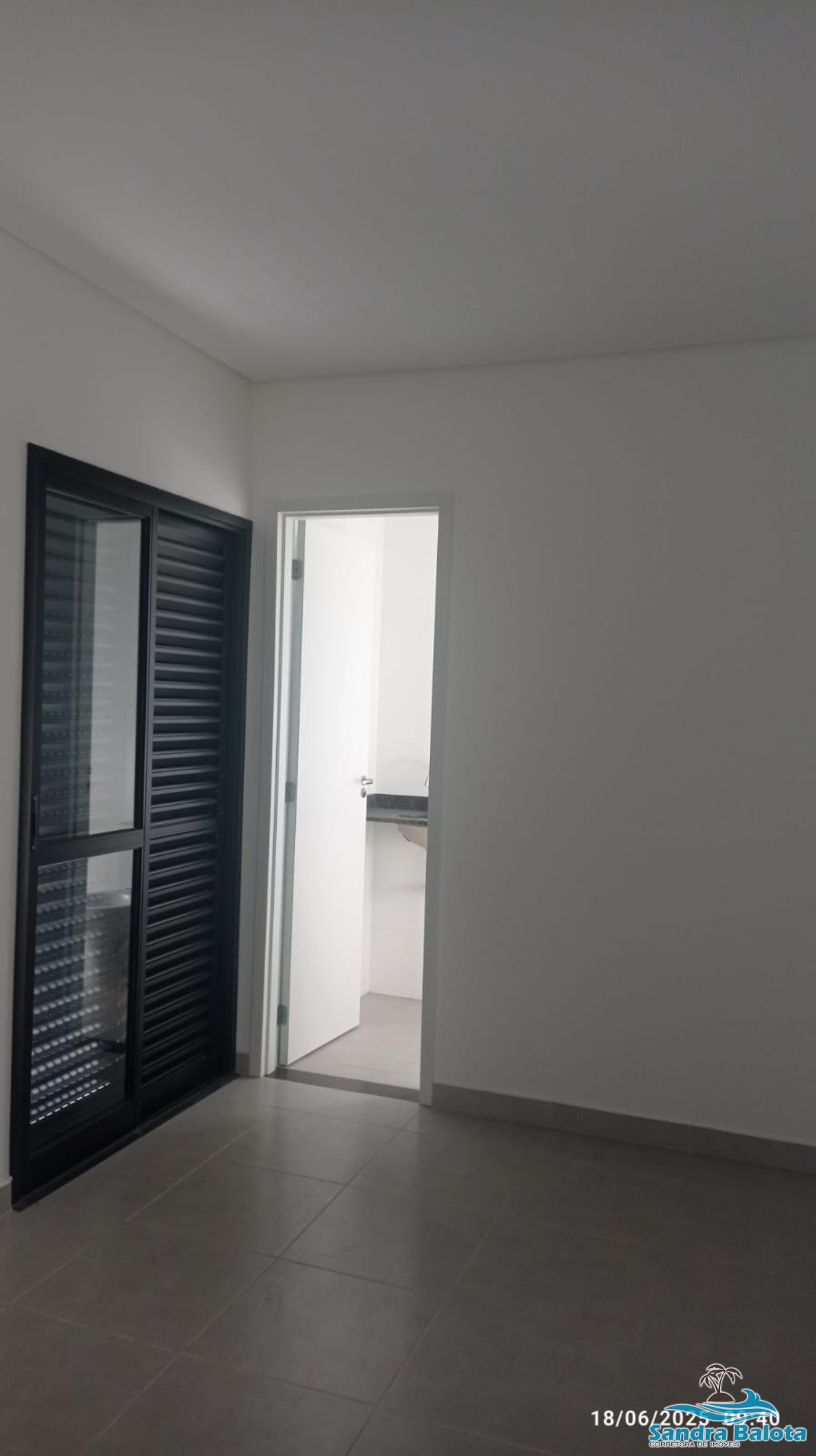 Apartamento de 1 dormitório com vista mar/Tenório