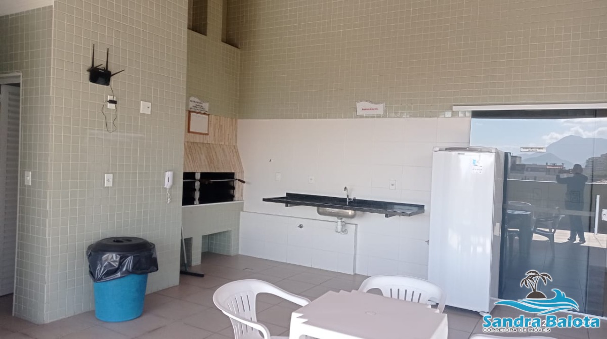 Apartamento à 200 metros da Praia Grande/Ubatuba