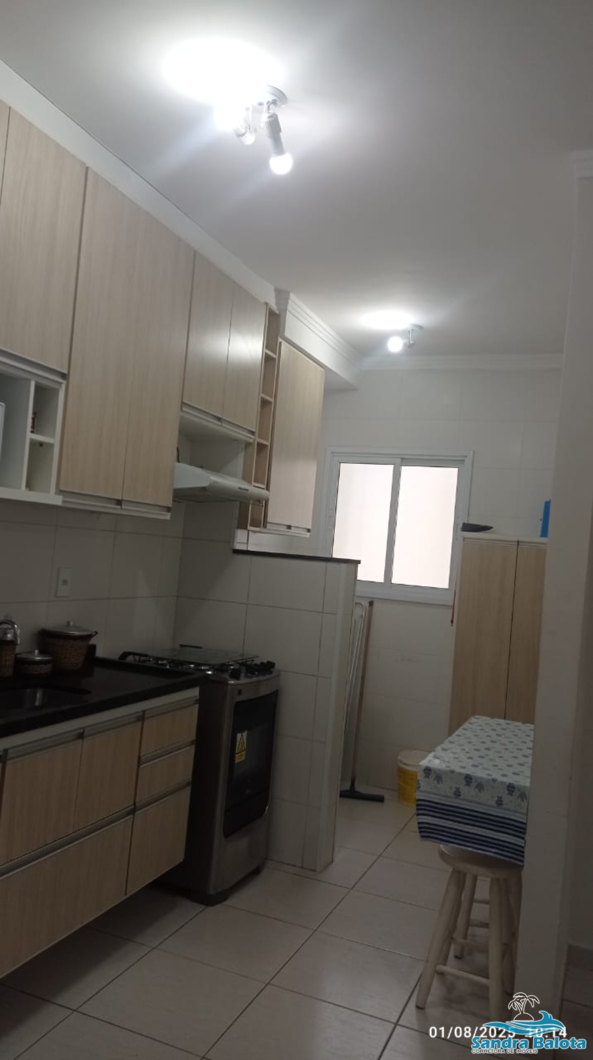 Apartamento à 200 metros da Praia Grande/Ubatuba