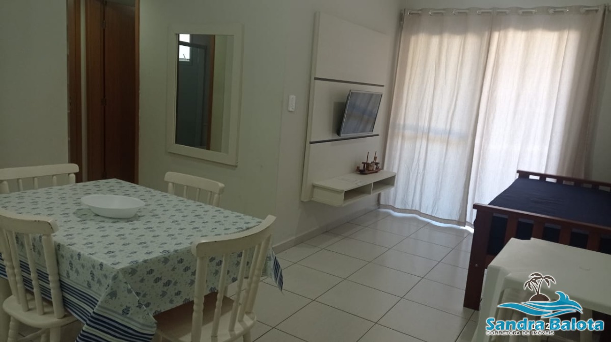 Apartamento à 200 metros da Praia Grande/Ubatuba