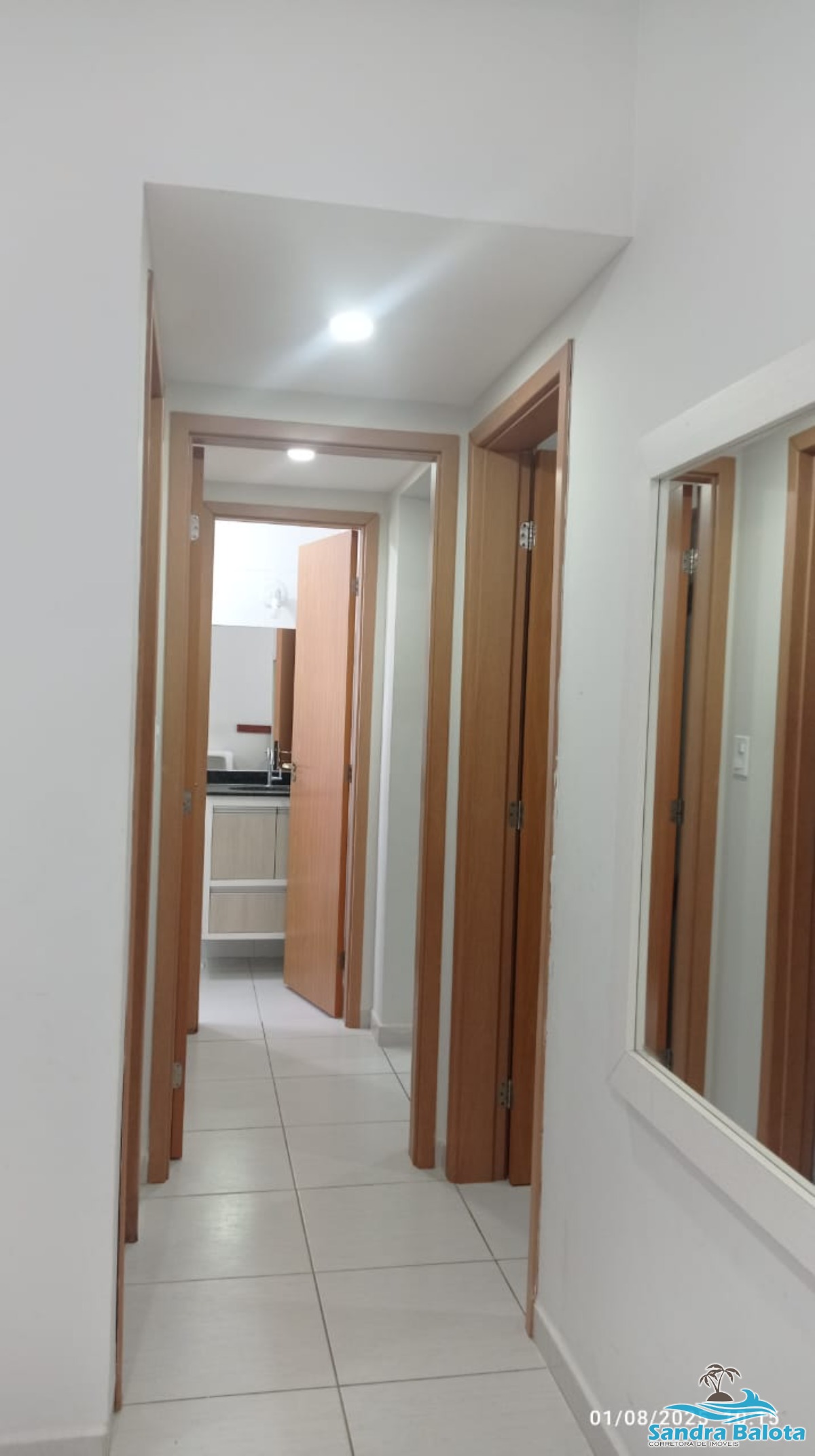 Apartamento à 200 metros da Praia Grande/Ubatuba