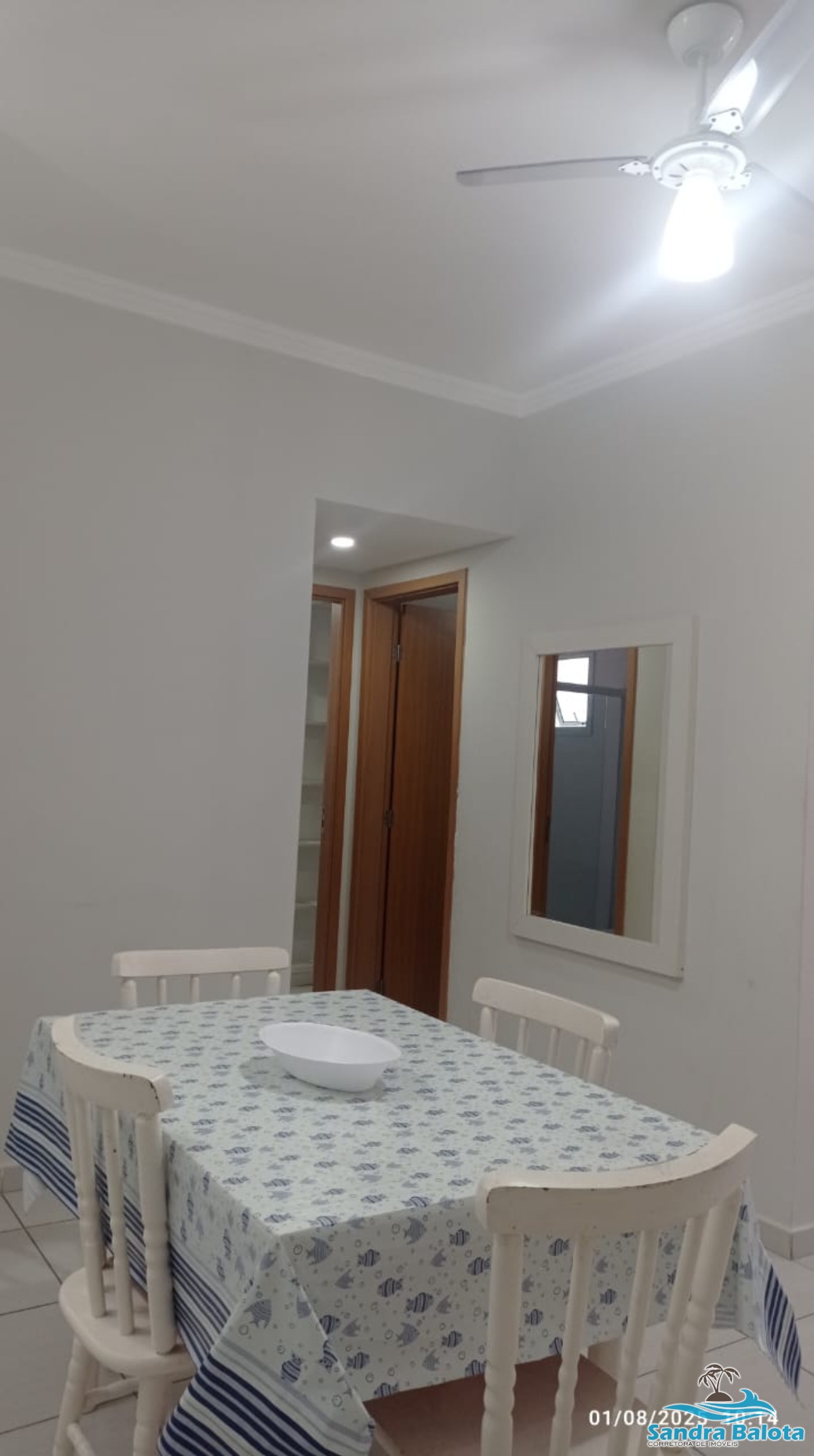 Apartamento à 200 metros da Praia Grande/Ubatuba