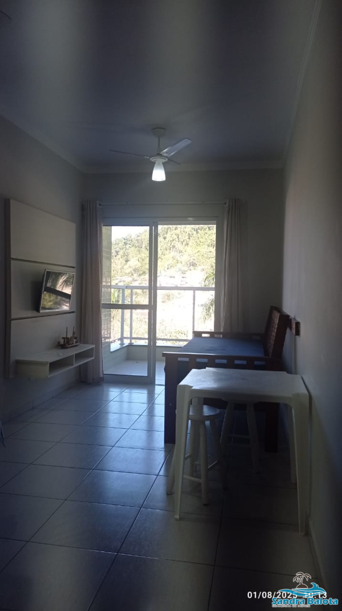 Apartamento à 200 metros da Praia Grande/Ubatuba