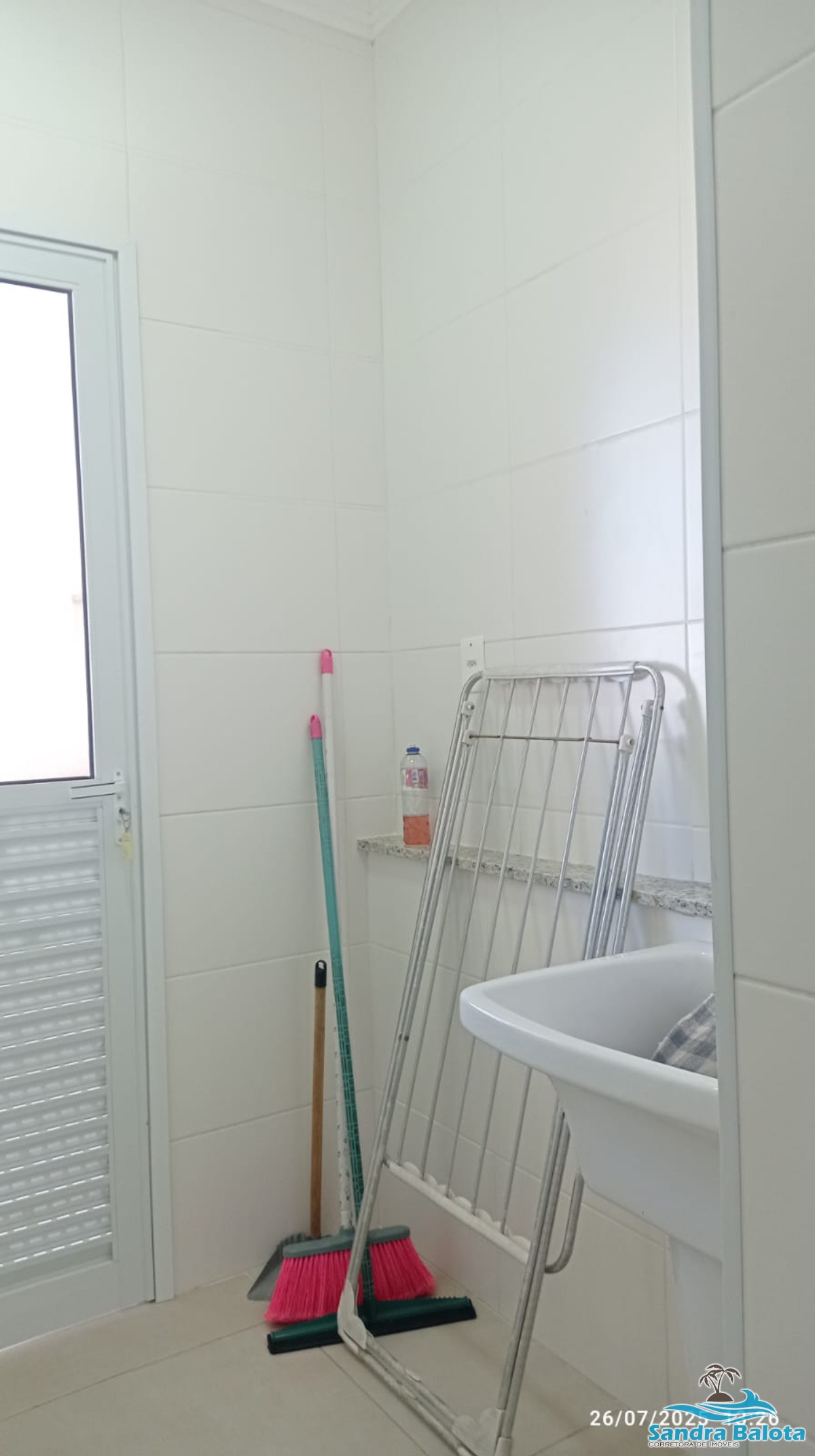 Apartamento de 2 dormitórios na Praia Grande a 400 metros da praia/Ubatuba
