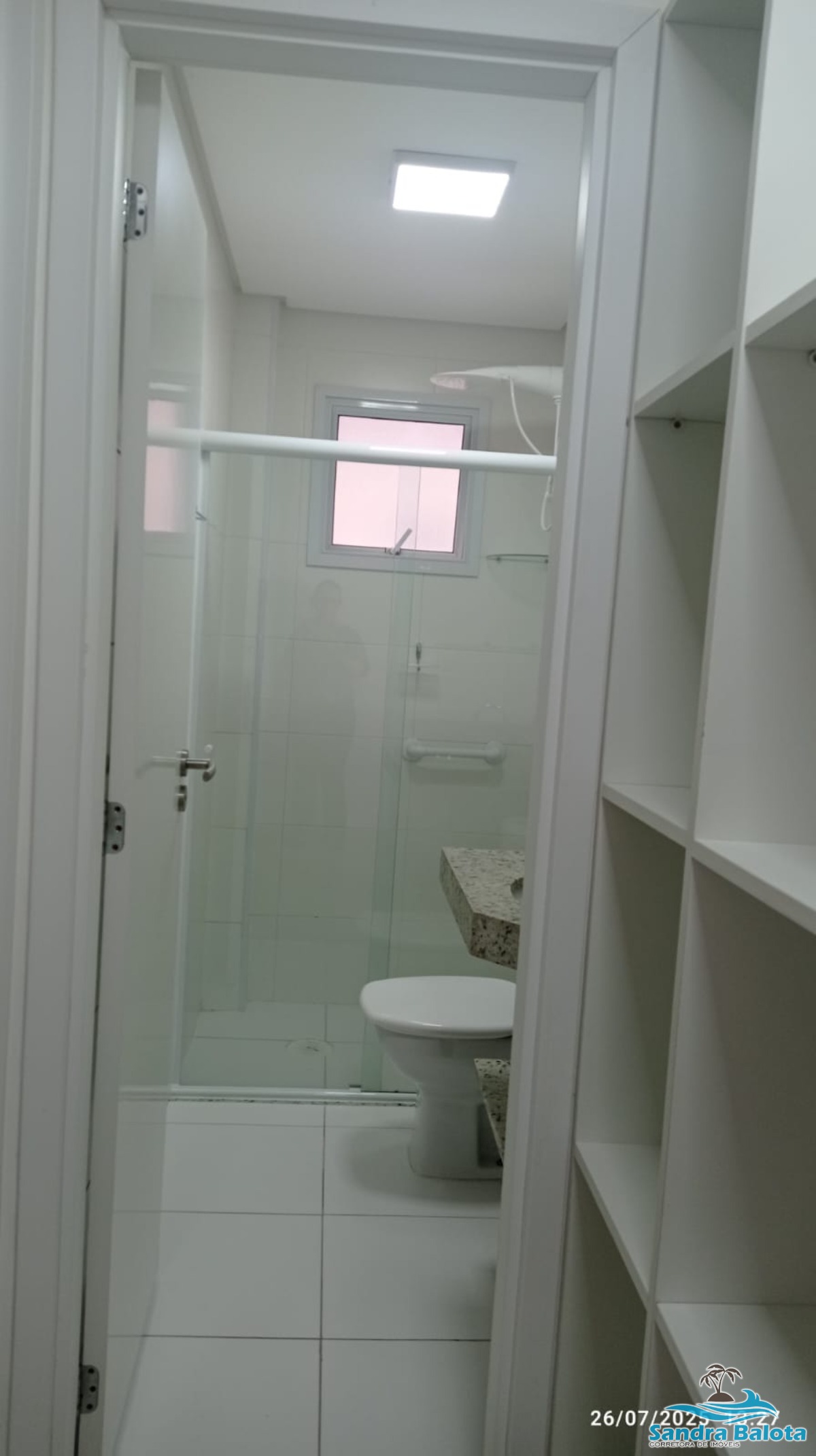 Apartamento de 2 dormitórios na Praia Grande a 400 metros da praia/Ubatuba