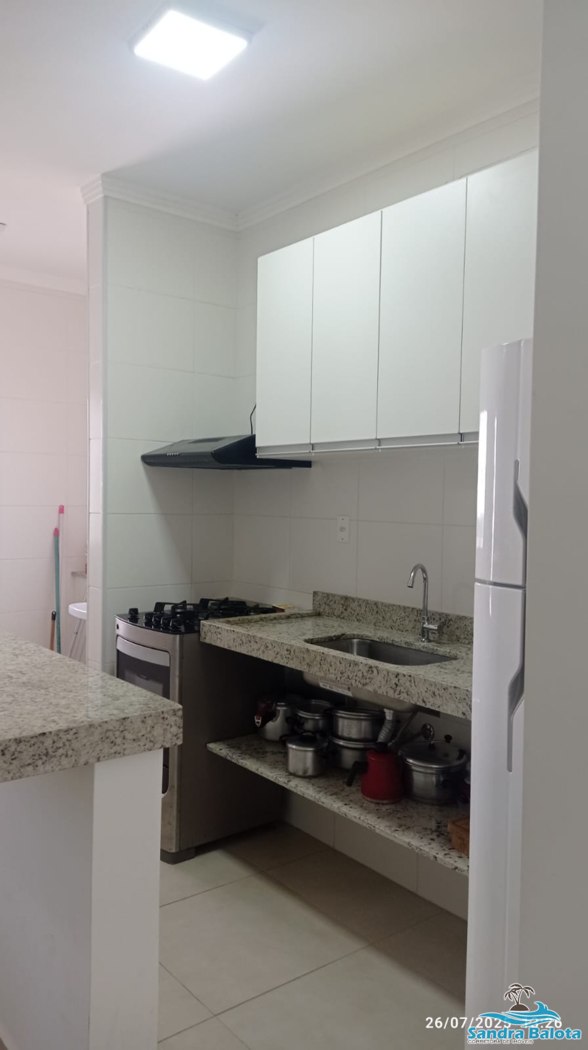 Apartamento de 2 dormitórios na Praia Grande a 400 metros da praia/Ubatuba
