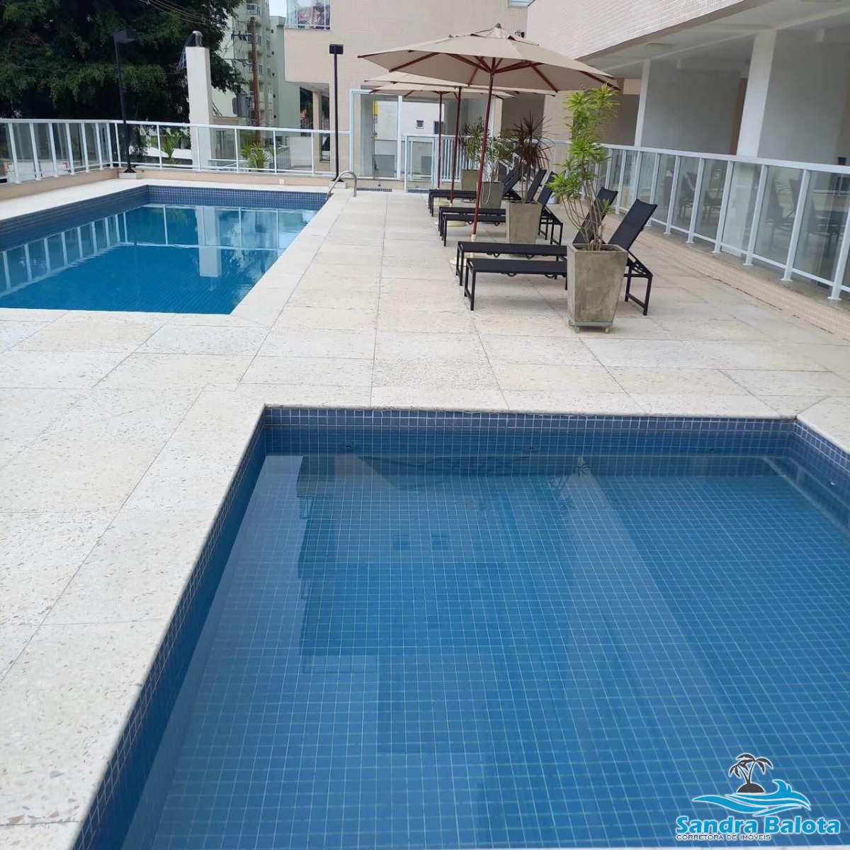 Apartamento de 2 dormitórios na Praia Grande a 400 metros da praia/Ubatuba