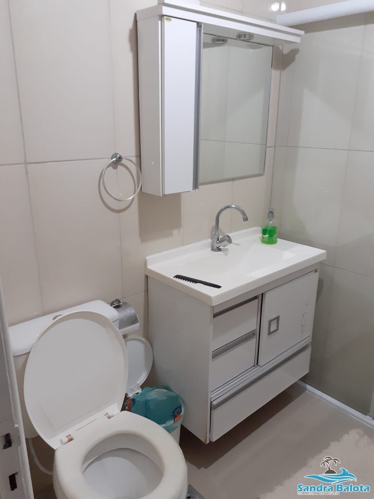 Excelente localização!! Apartamento de 3 dormitórios/Itaguá