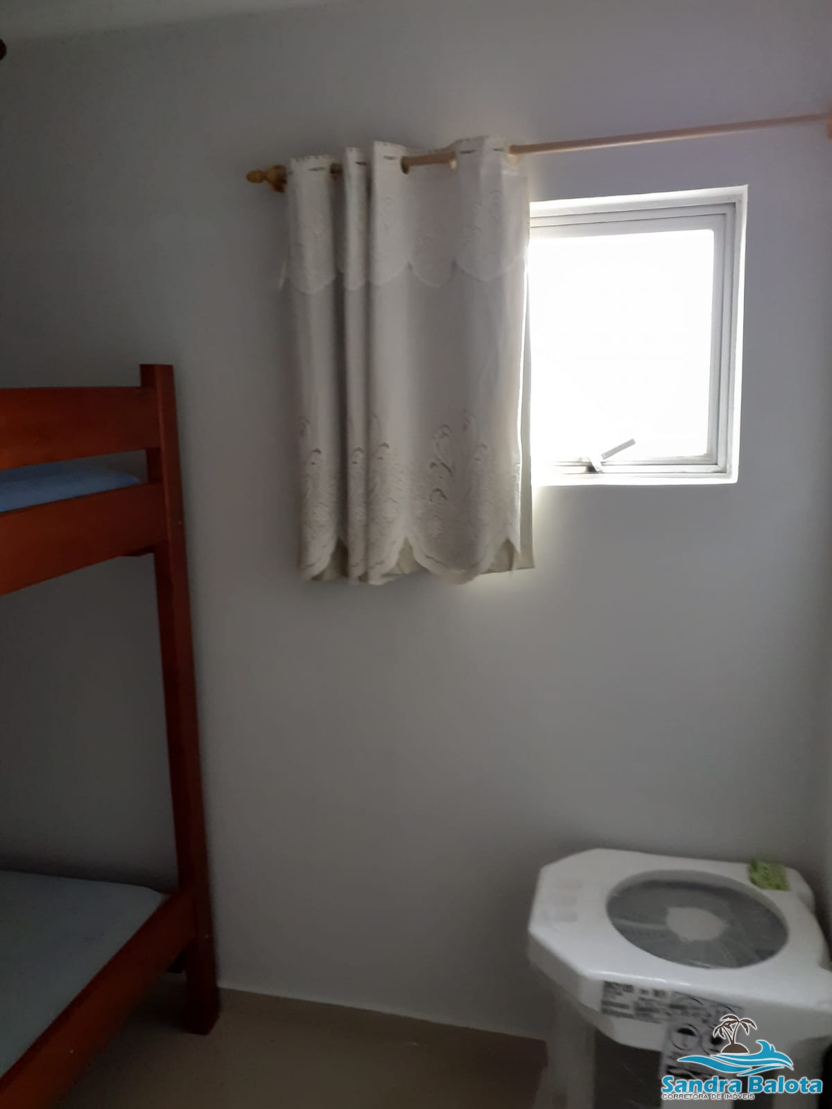 Excelente localização!! Apartamento de 3 dormitórios/Itaguá