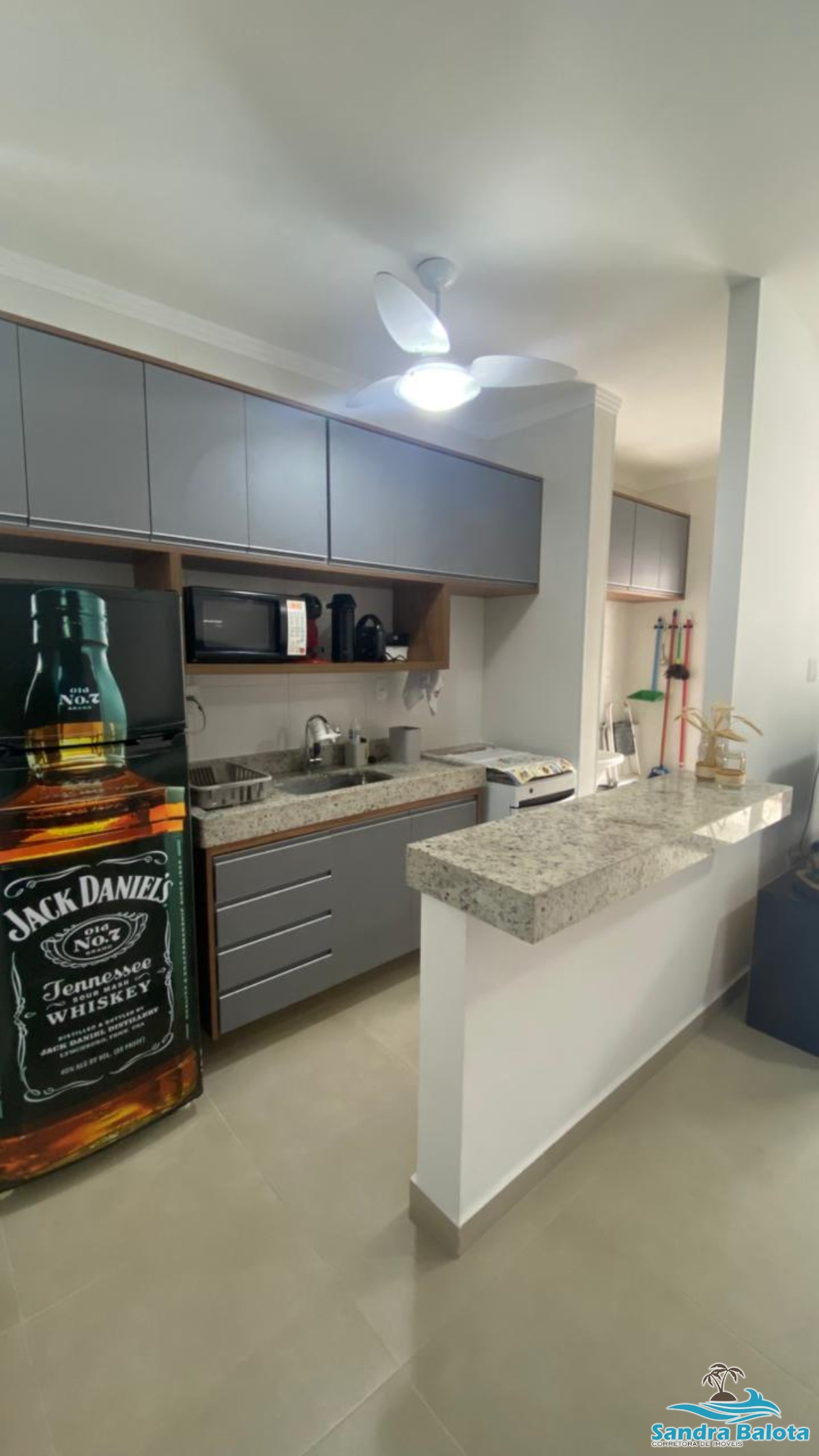 Apartamento de 2 dormitórios na Praia Grande a 400 metros da praia/Ubatuba