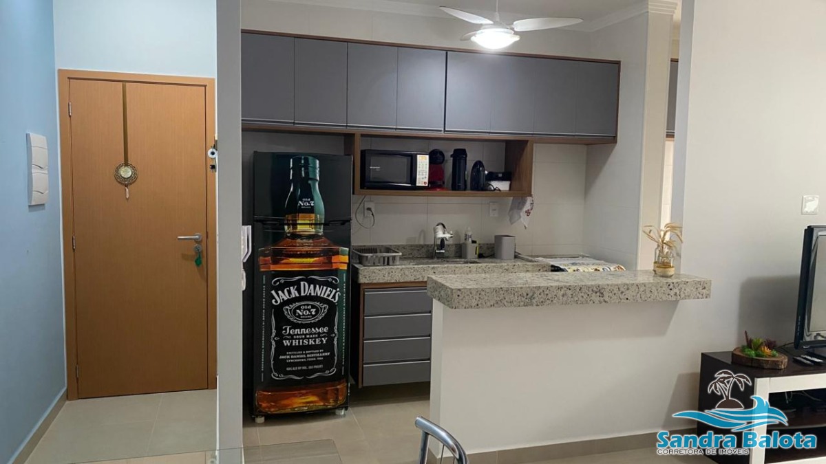 Apartamento de 2 dormitórios na Praia Grande a 400 metros da praia/Ubatuba