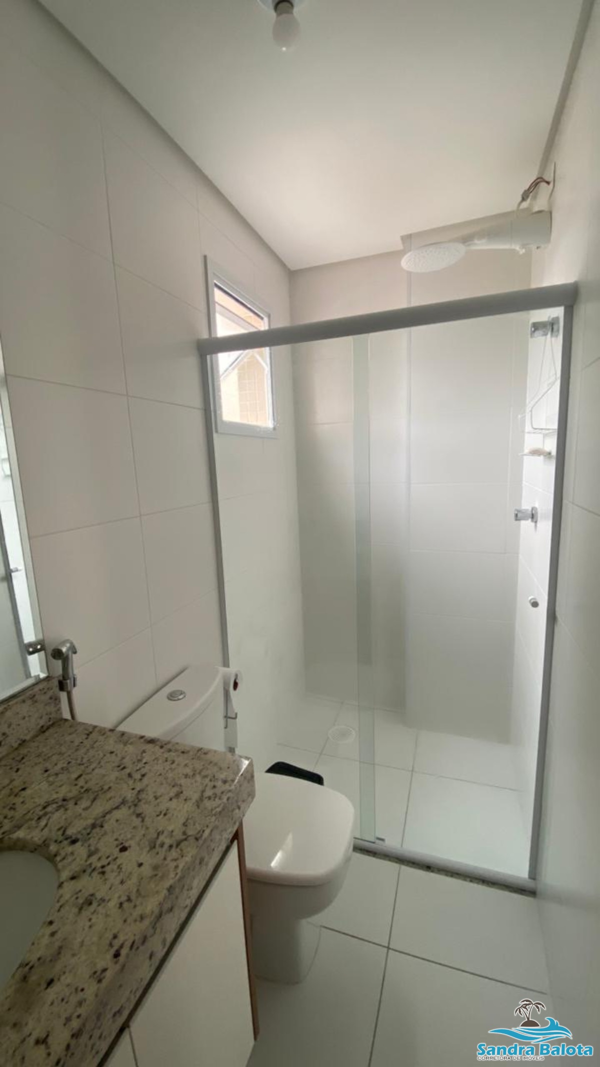 Apartamento de 2 dormitórios na Praia Grande a 400 metros da praia/Ubatuba