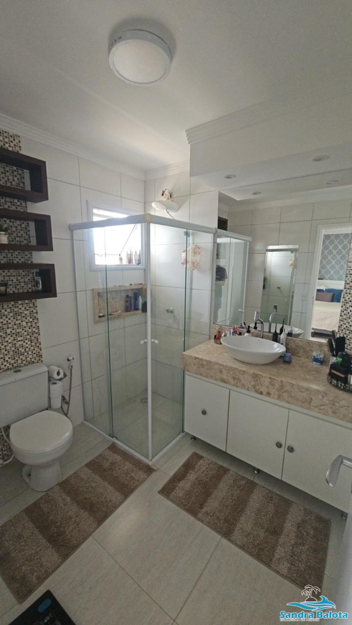 Excelente apartamento de 3 dormitórios no Barra da Itaguá/Barra da Lagoa