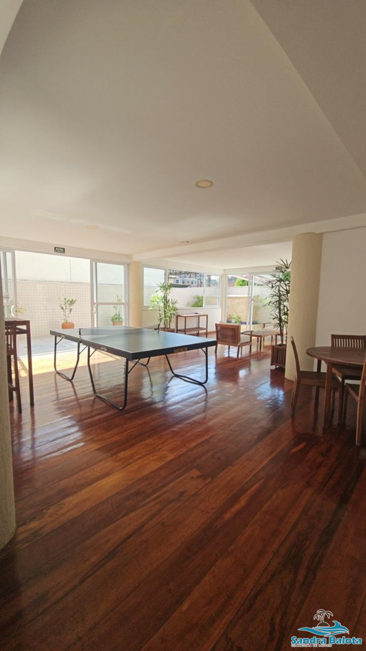 Excelente apartamento de 3 dormitórios no Barra da Itaguá/Barra da Lagoa