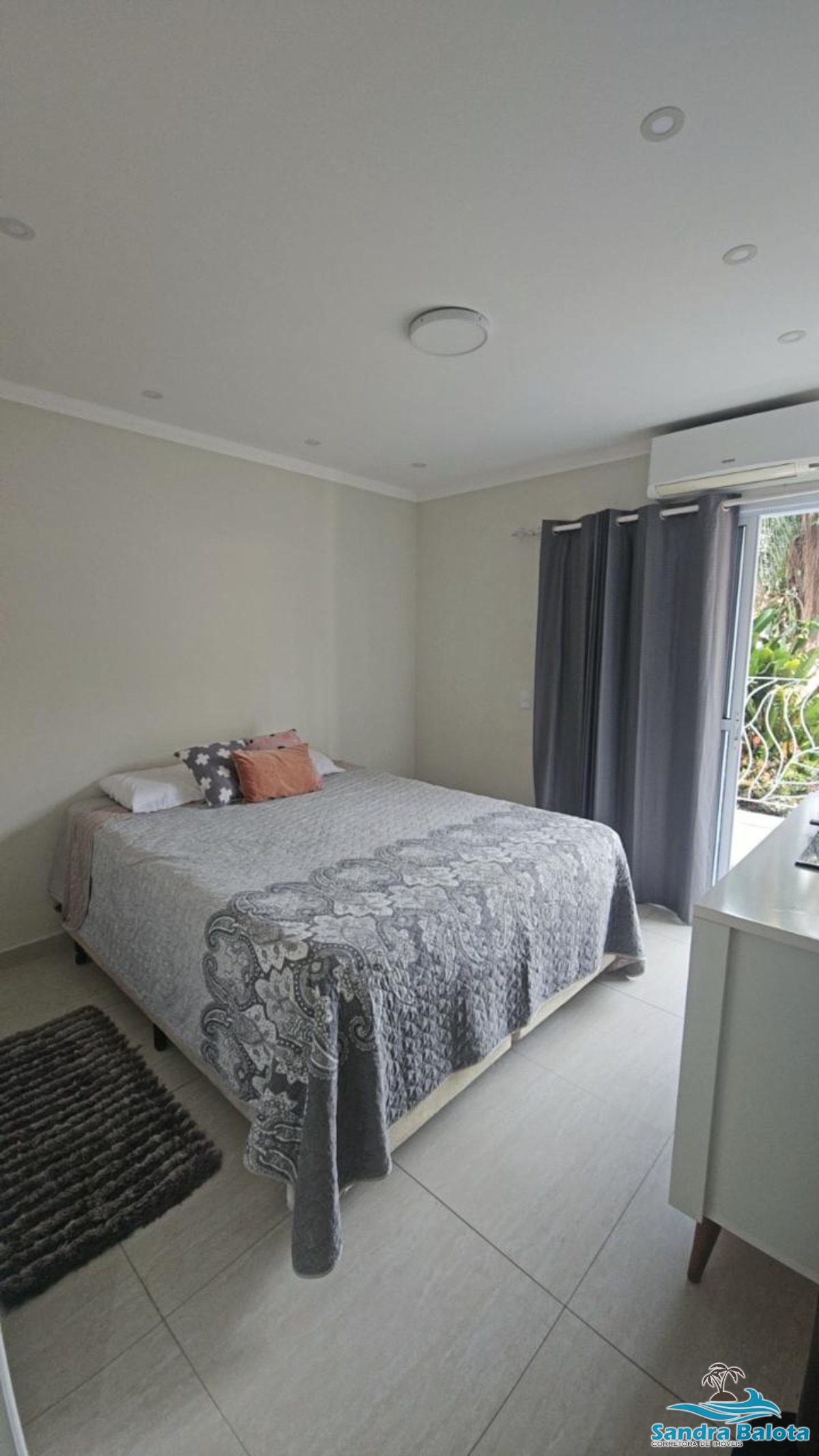 Excelente apartamento de 3 dormitórios no Barra da Itaguá/Barra da Lagoa