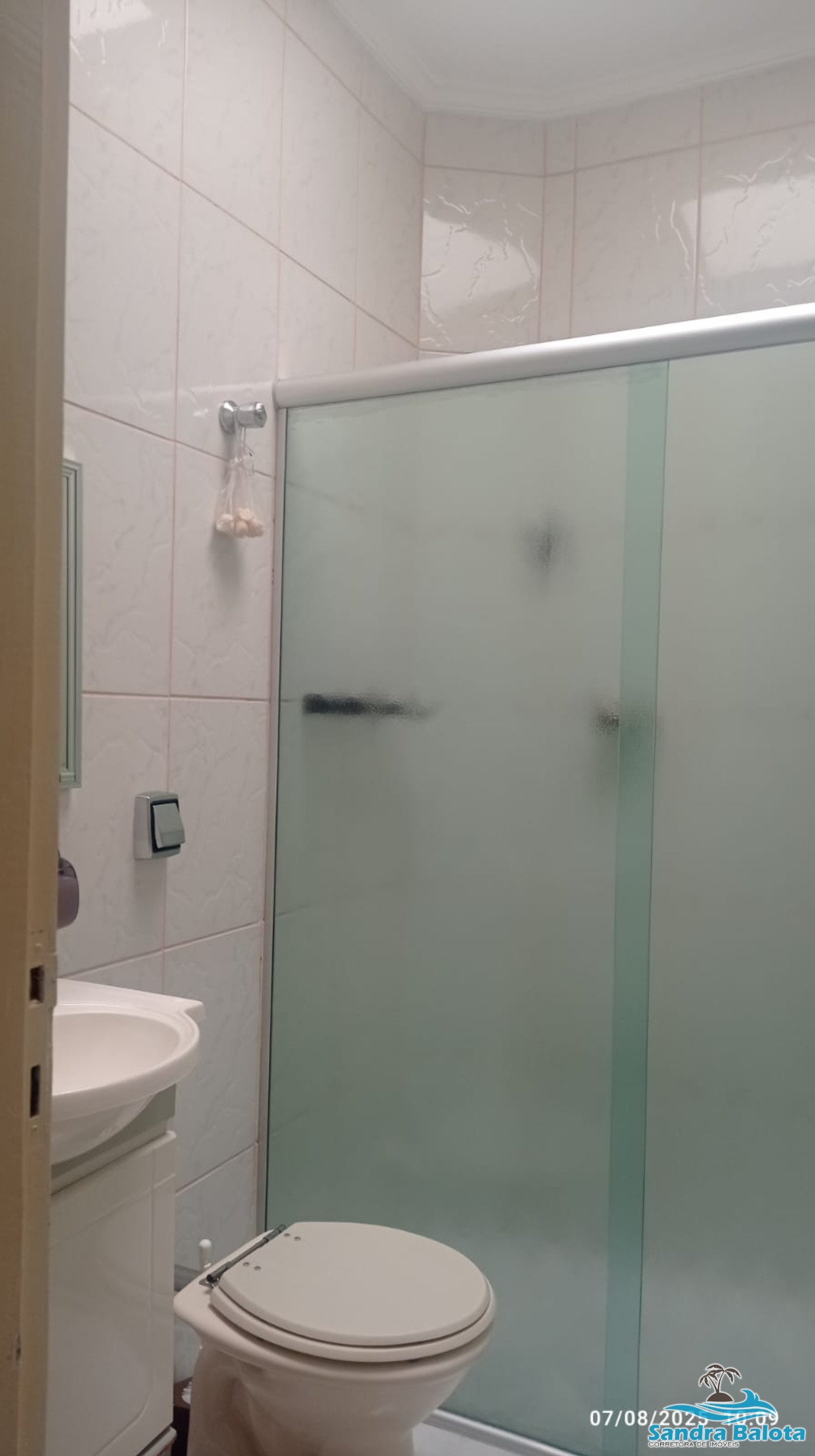 Apartamento mobiliado com 2 dormitórios/Praia Grande-Ubatuba
