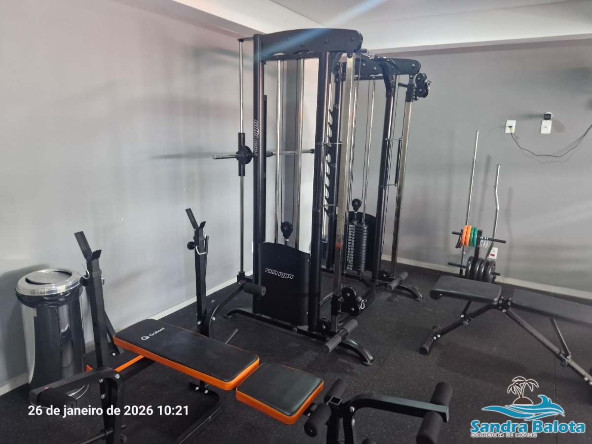 Apartamento com 1 dormitório de 41m²/ toninhas