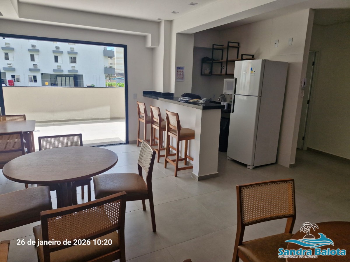 Apartamento com 1 dormitório de 41m²/ Toninhas