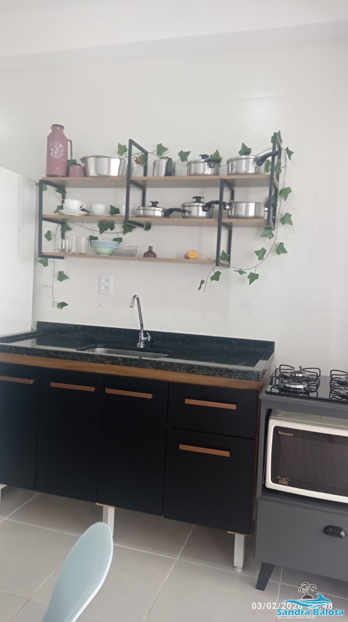 Apartamento com 1 dormitório de 41m²/ toninhas