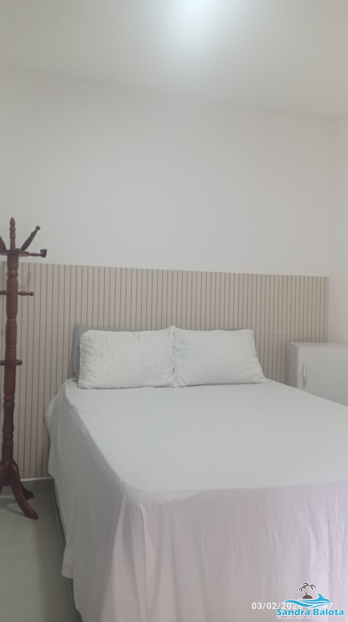 Apartamento com 1 dormitório de 41m²/ toninhas