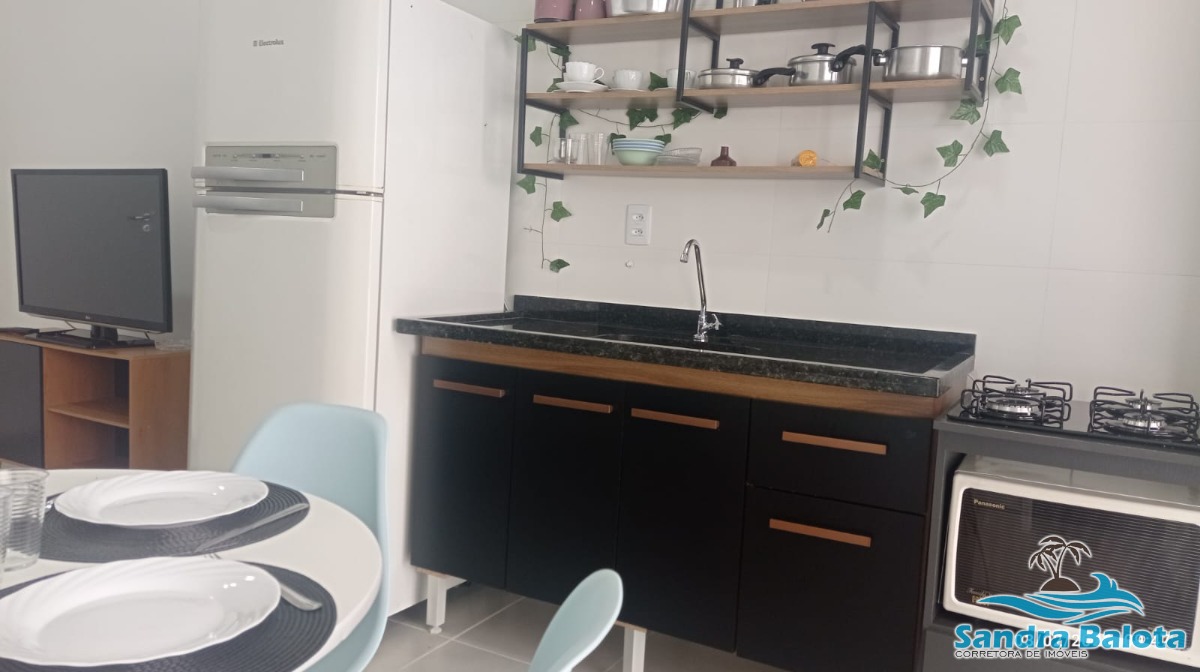 Apartamento com 1 dormitório de 41m²/ toninhas