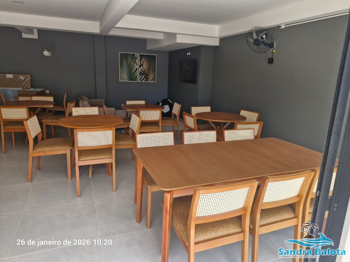 Apartamento com 1 dormitório de 41m²/ toninhas
