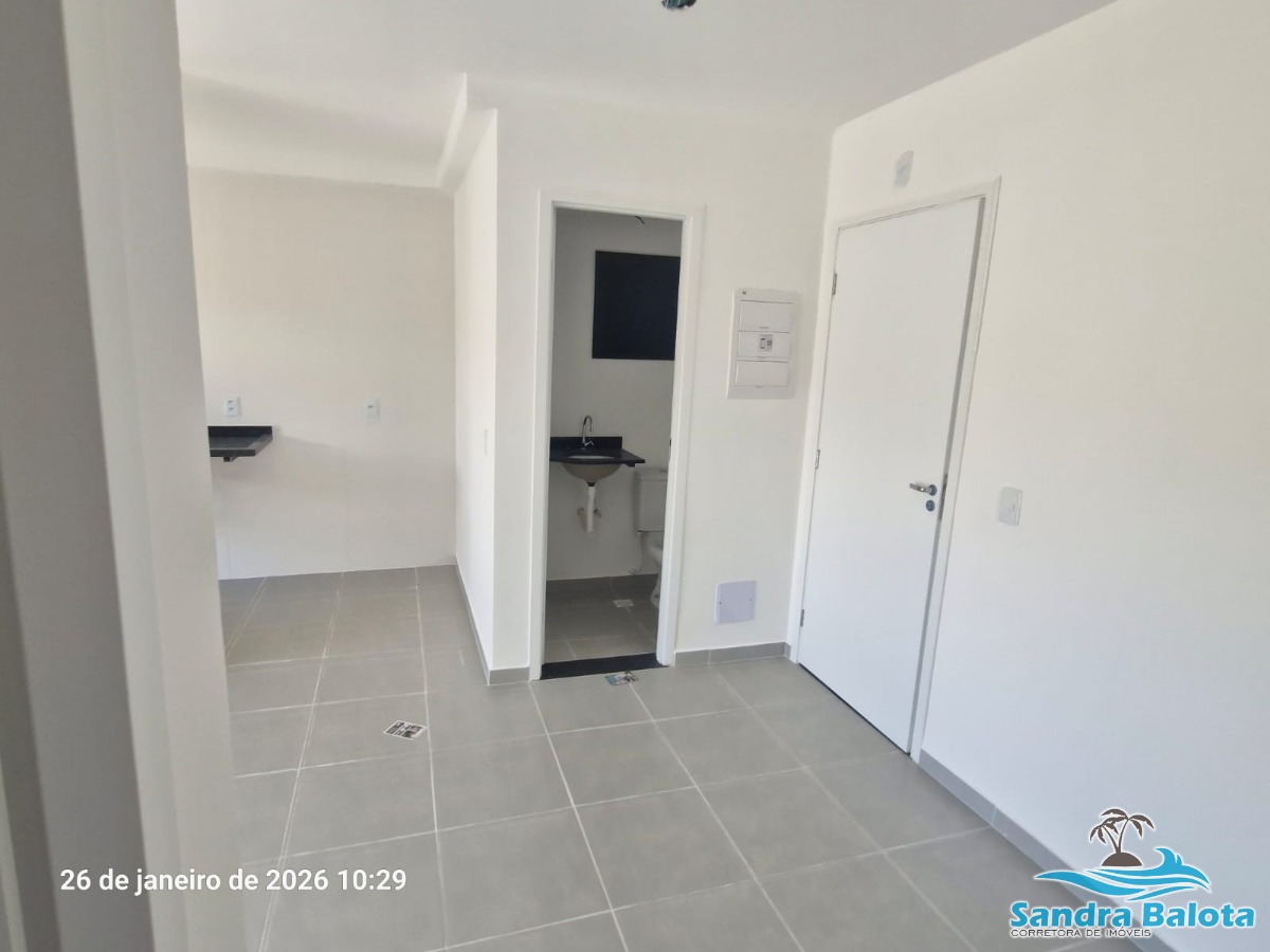 Cobertura de 95m² com 2 suítes/ Toninhas-Novo