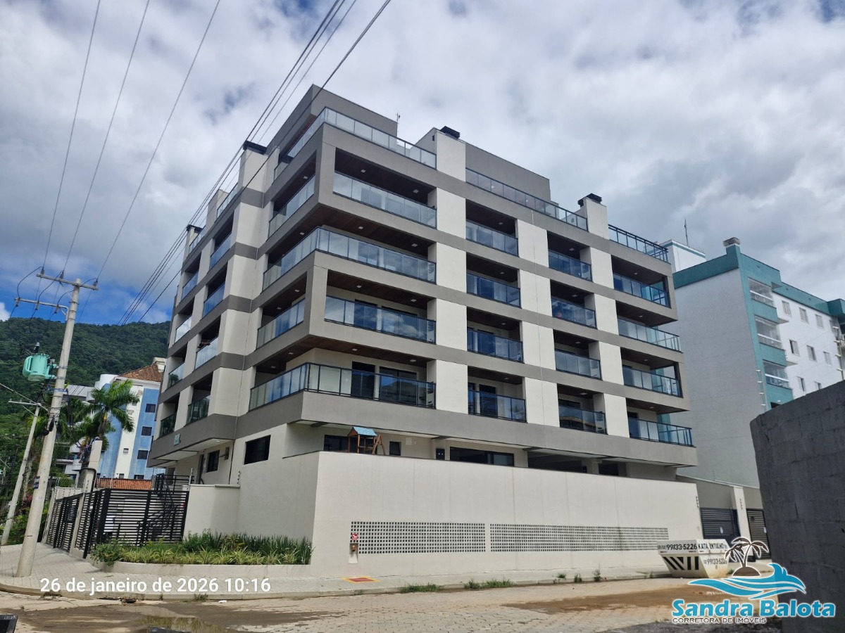 Cobertura de 95m² com 2 suítes/ Toninhas-Novo