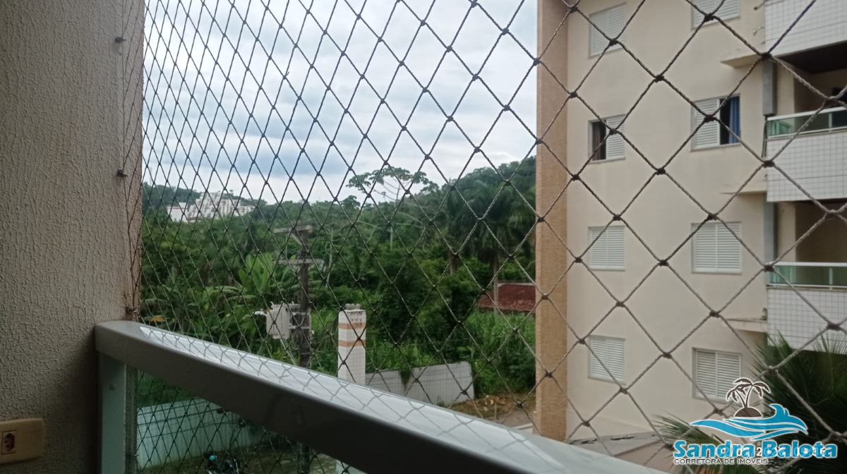 Apartamento a 100 metros da praia com 2 dormitórios de 71m²