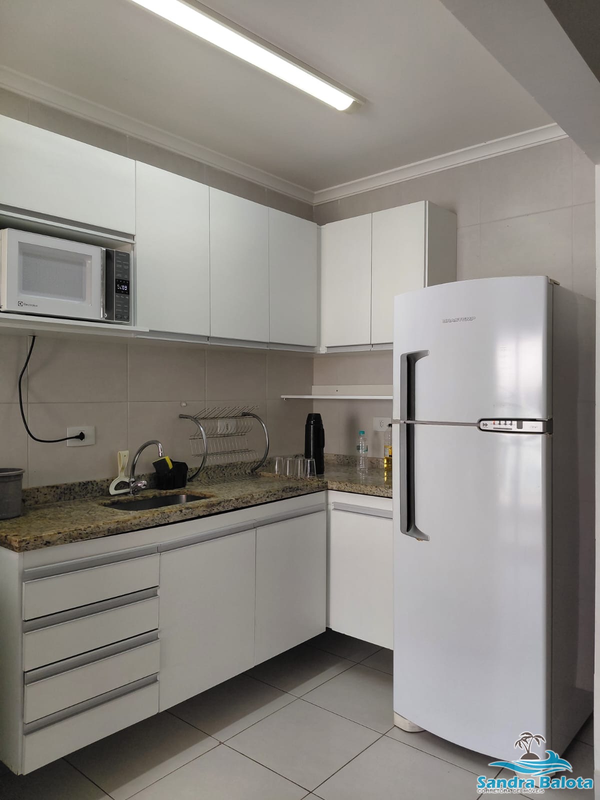 Apartamento de 58m² a 200 metros da Praia Grande/Ubatuba