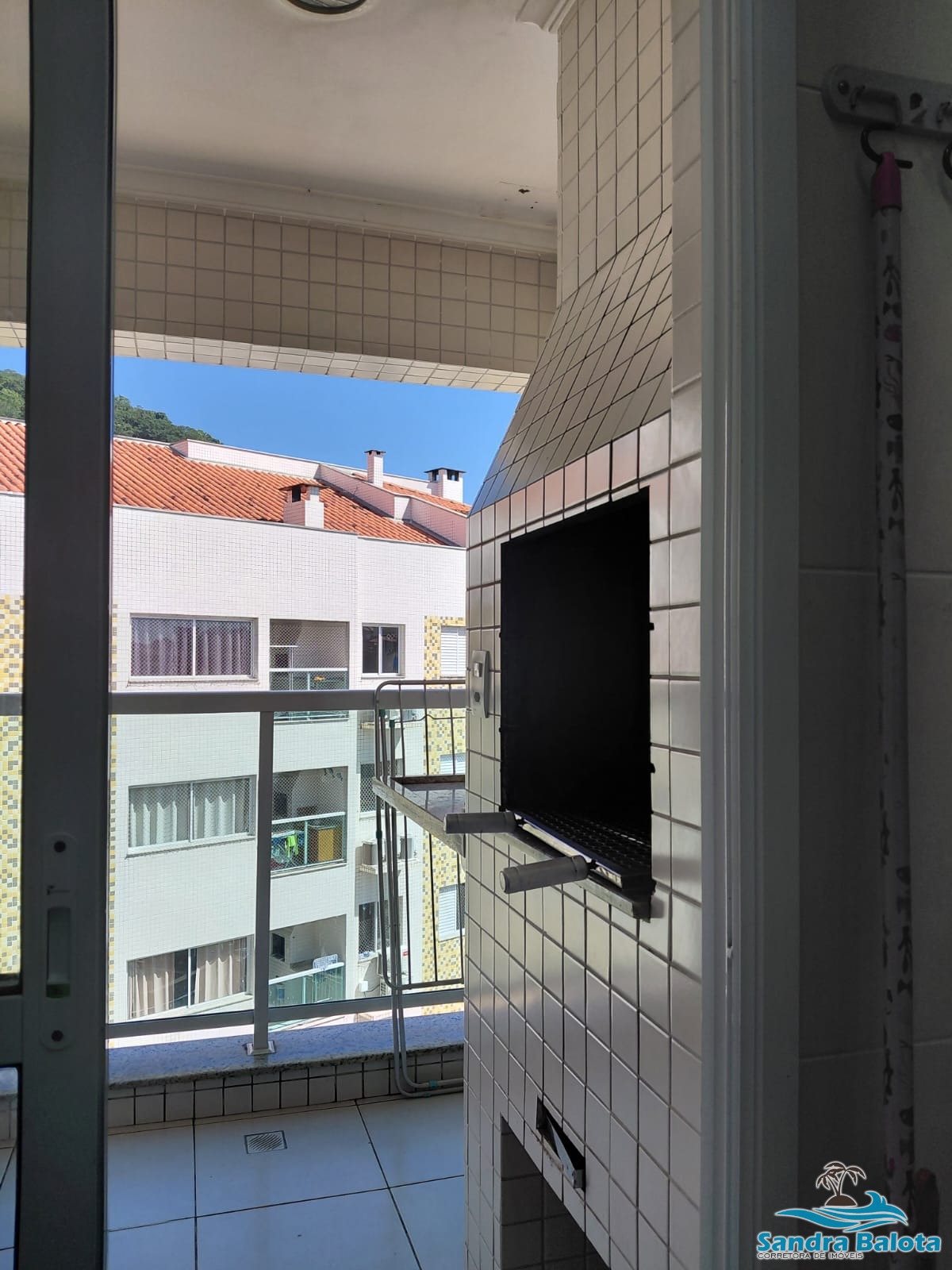 Apartamento de 58m² a 200 metros da Praia Grande/Ubatuba