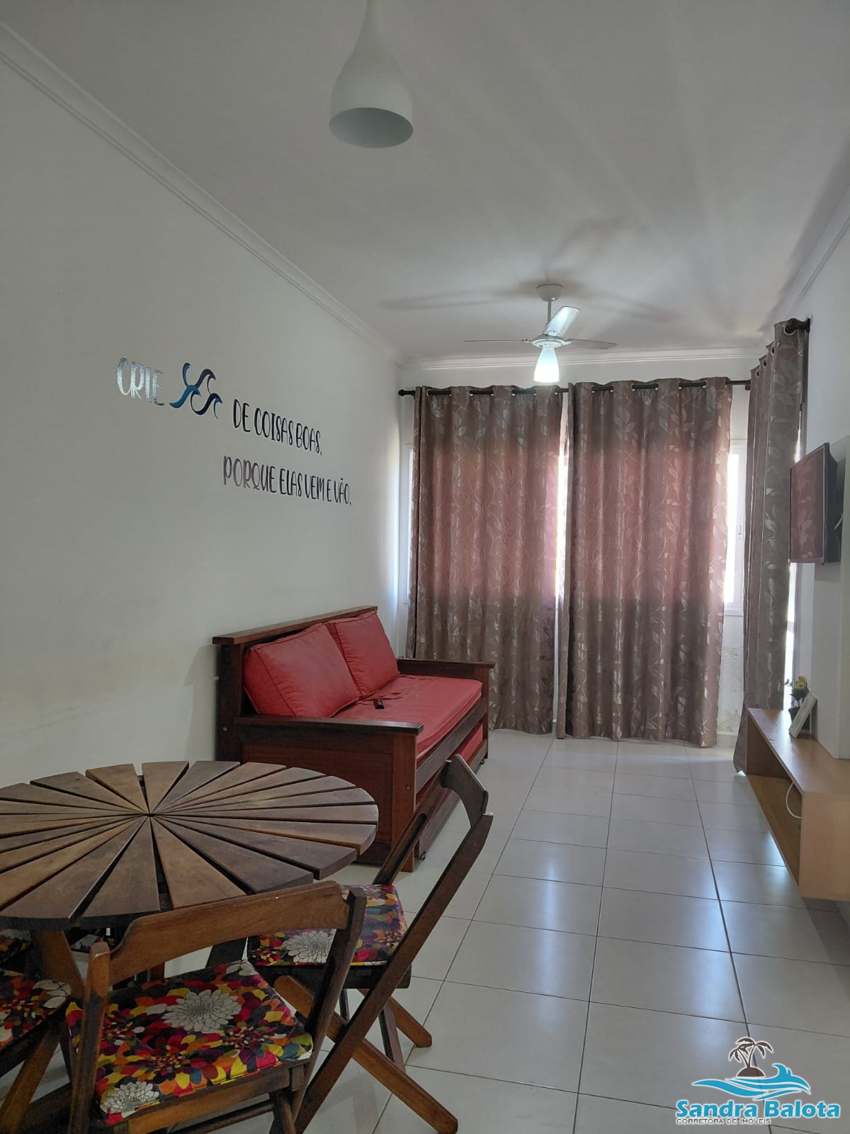 Apartamento de 58m² a 200 metros da Praia Grande/Ubatuba