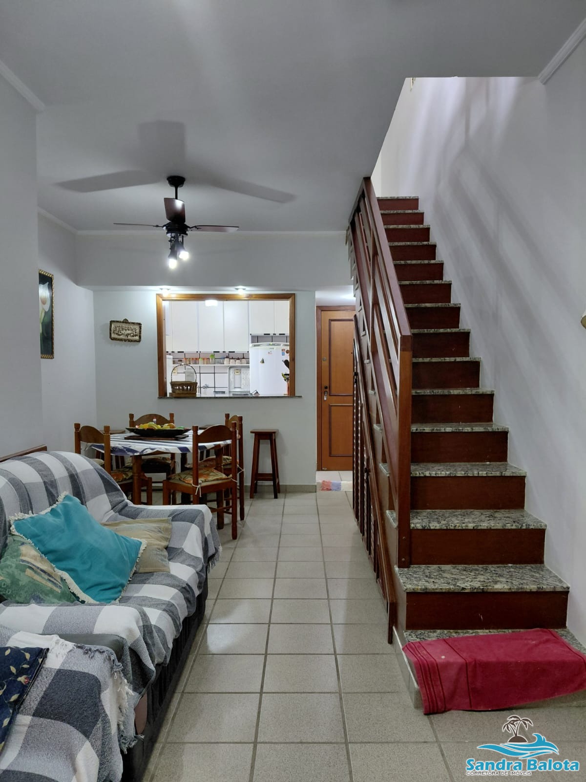 Cobertura Duplex a apenas 80 metros da praia Conforto, lazer e excelente localização!