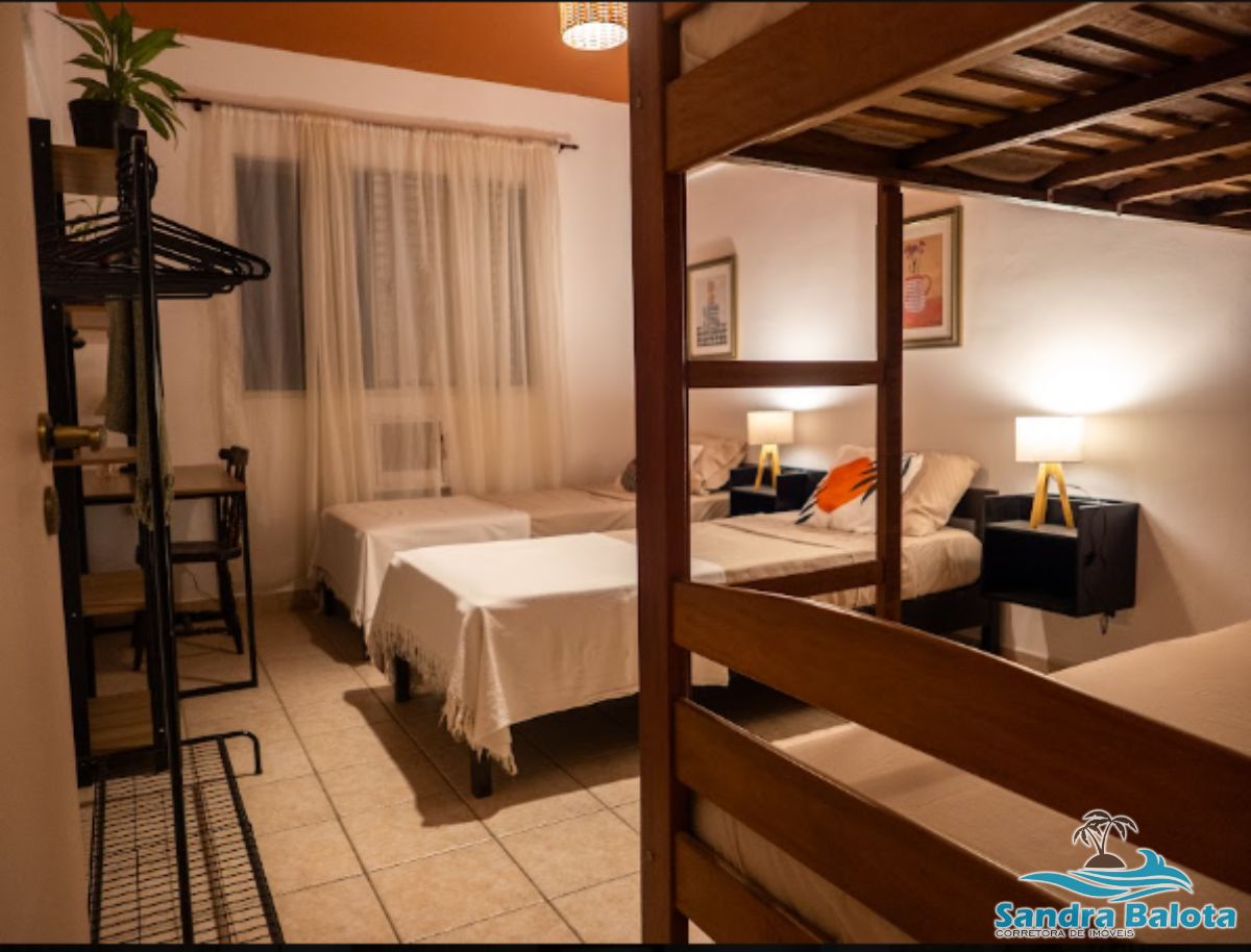 Apartamento de 2 dormitórios a 250 metros da Praia Grande/ Ubatuba