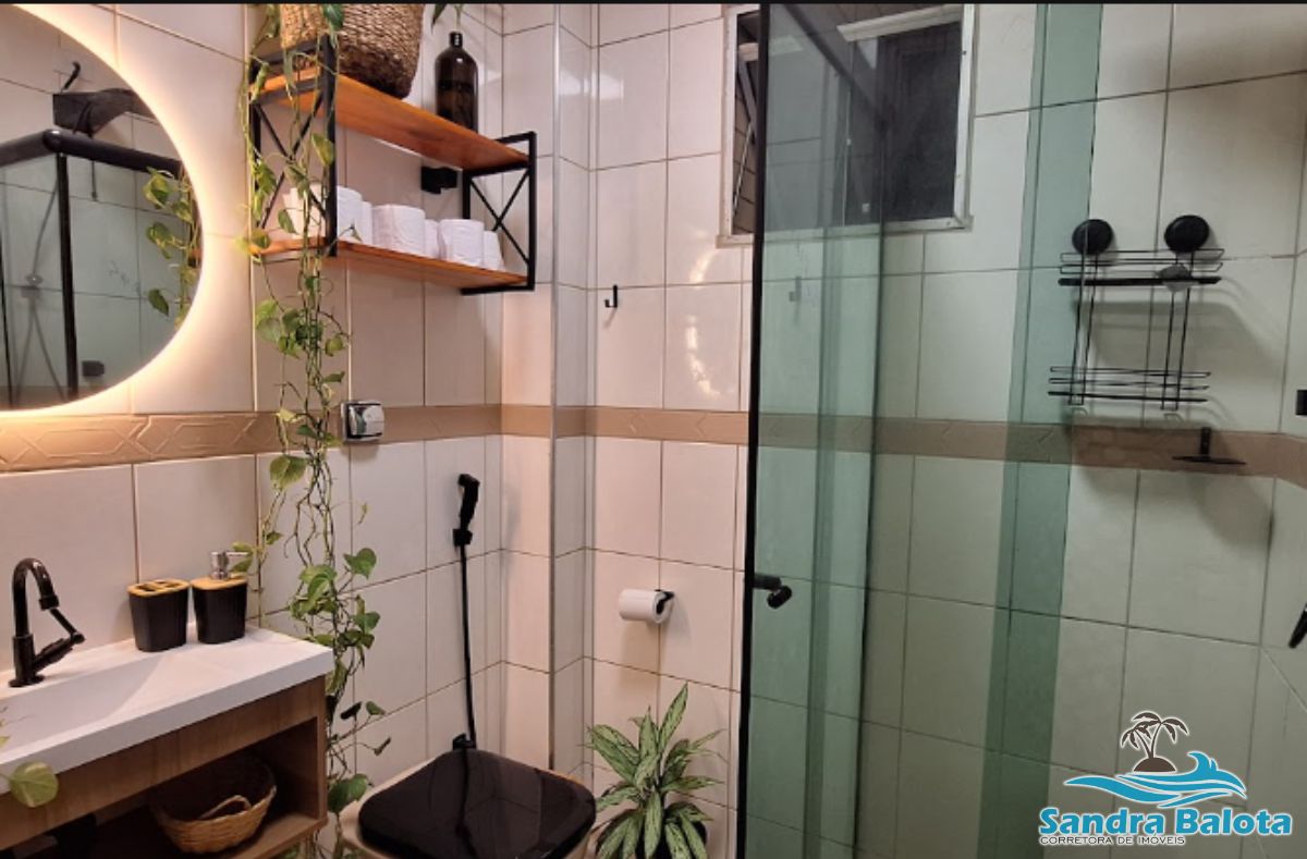 Apartamento de 2 dormitórios a 250 metros da Praia Grande/ Ubatuba
