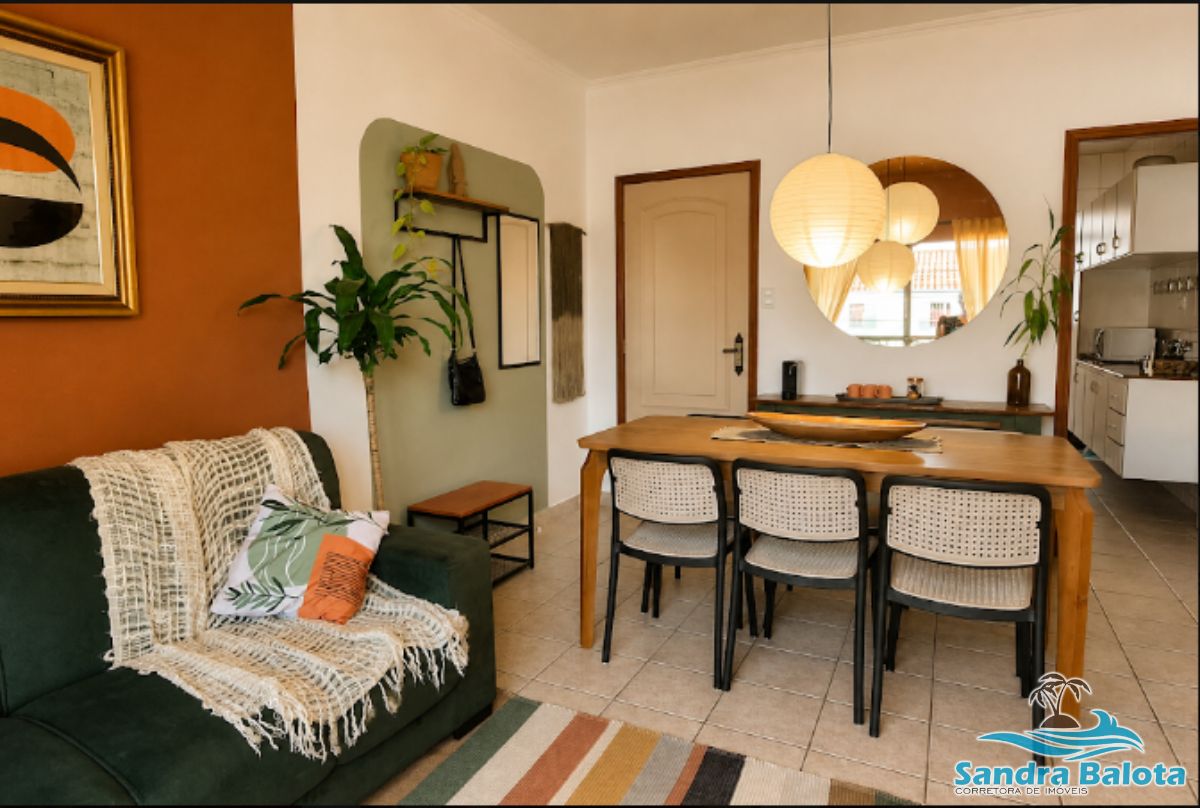 Apartamento de 2 dormitórios a 250 metros da Praia Grande/ Ubatuba