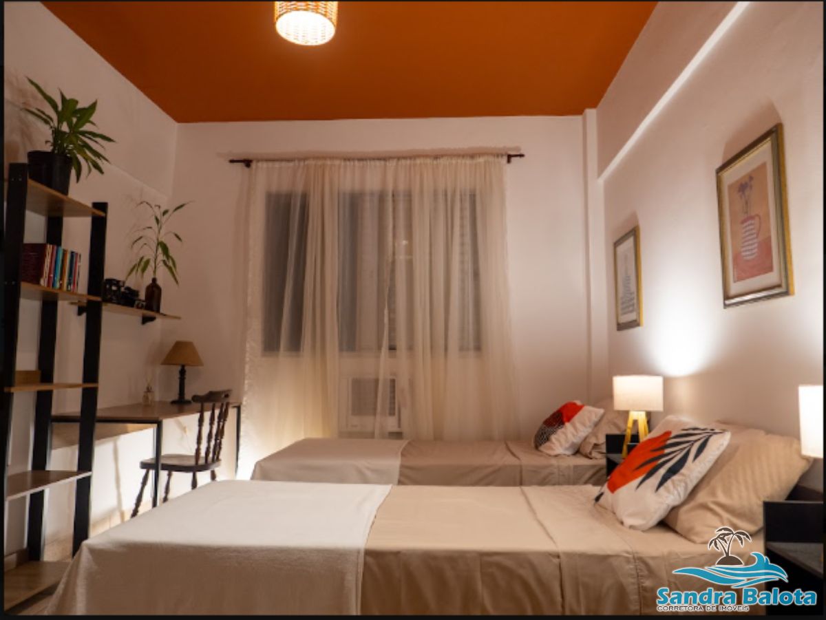 Apartamento de 2 dormitórios a 250 metros da Praia Grande/ Ubatuba