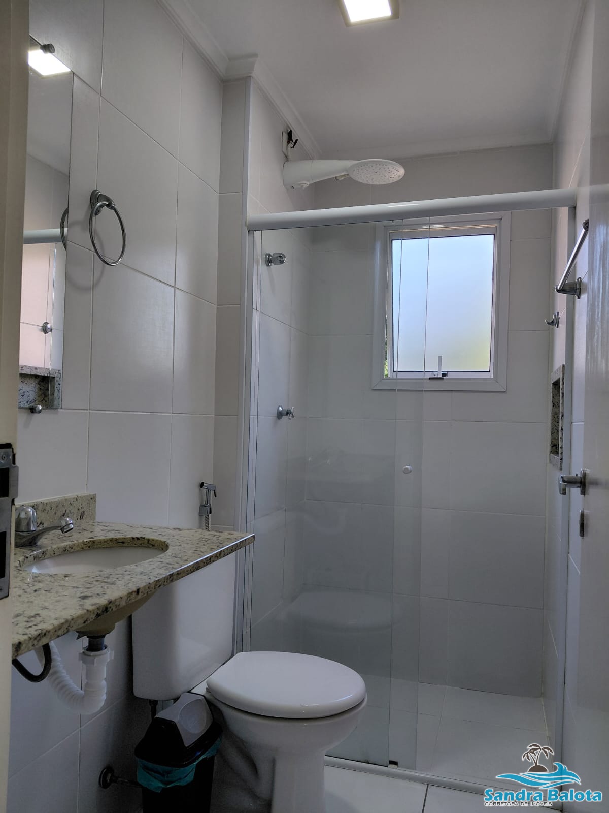 Apartamento à venda a 150 metros da praia grande ubatuba exc