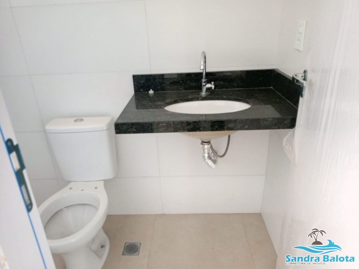 Apartamento com 2 suítes/ 50 metros da orla do Itaguá