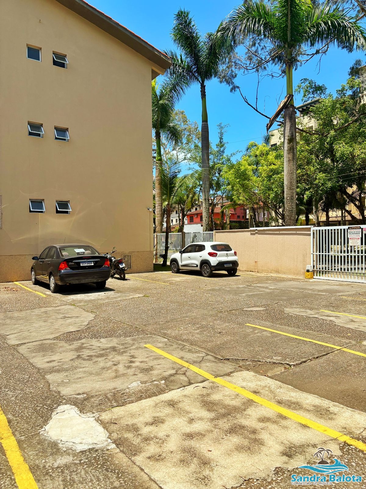 Apartamento com 2 dormitórios sendo 1 suíte/Itaguá