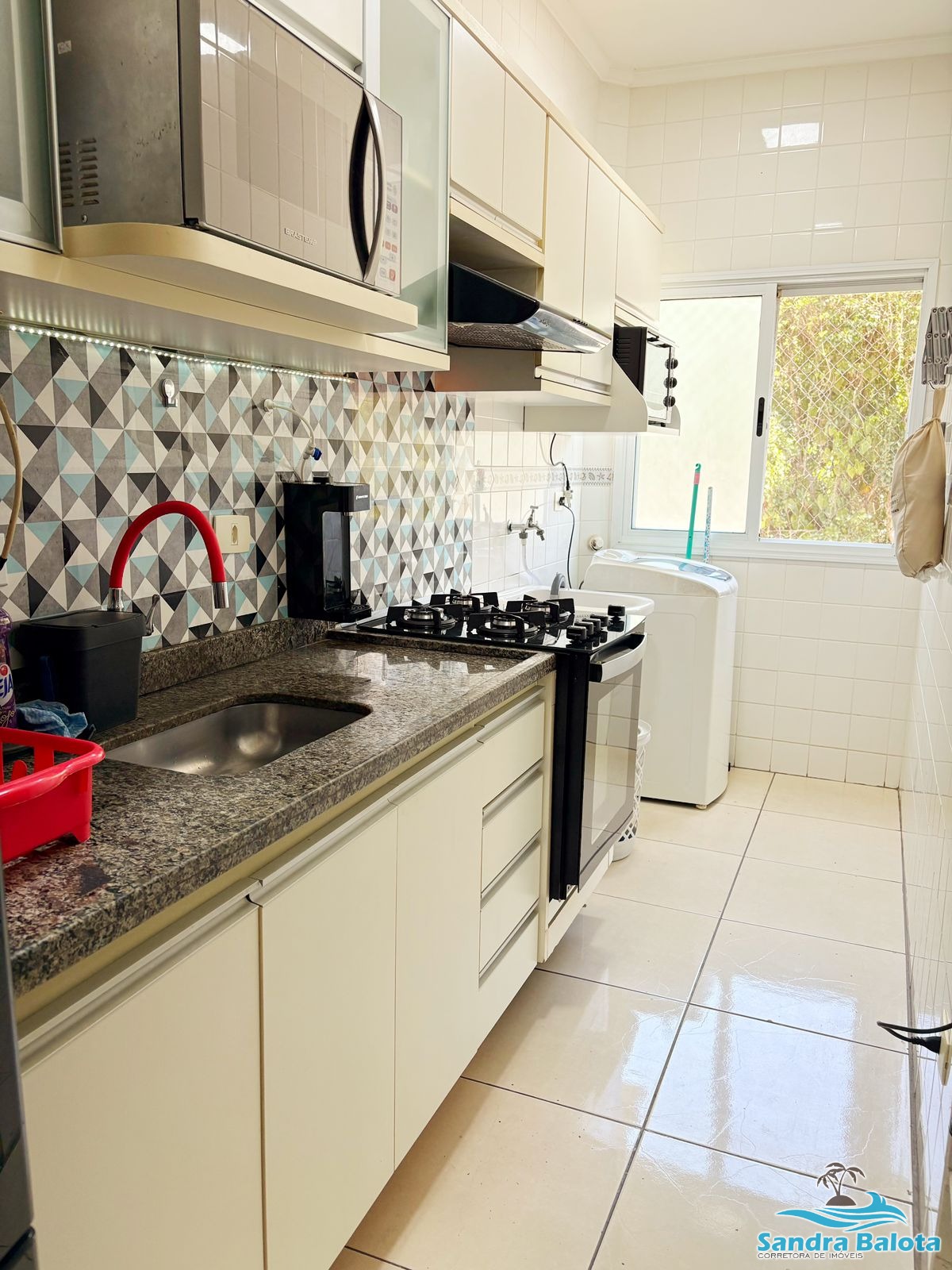 Apartamento com 2 dormitórios sendo 1 suíte/Itaguá