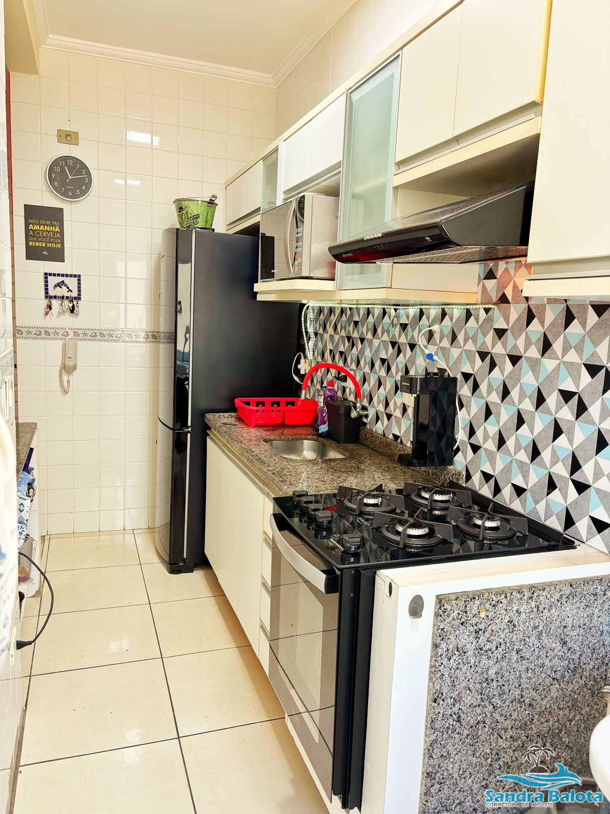 Apartamento com 2 dormitórios sendo 1 suíte/Itaguá