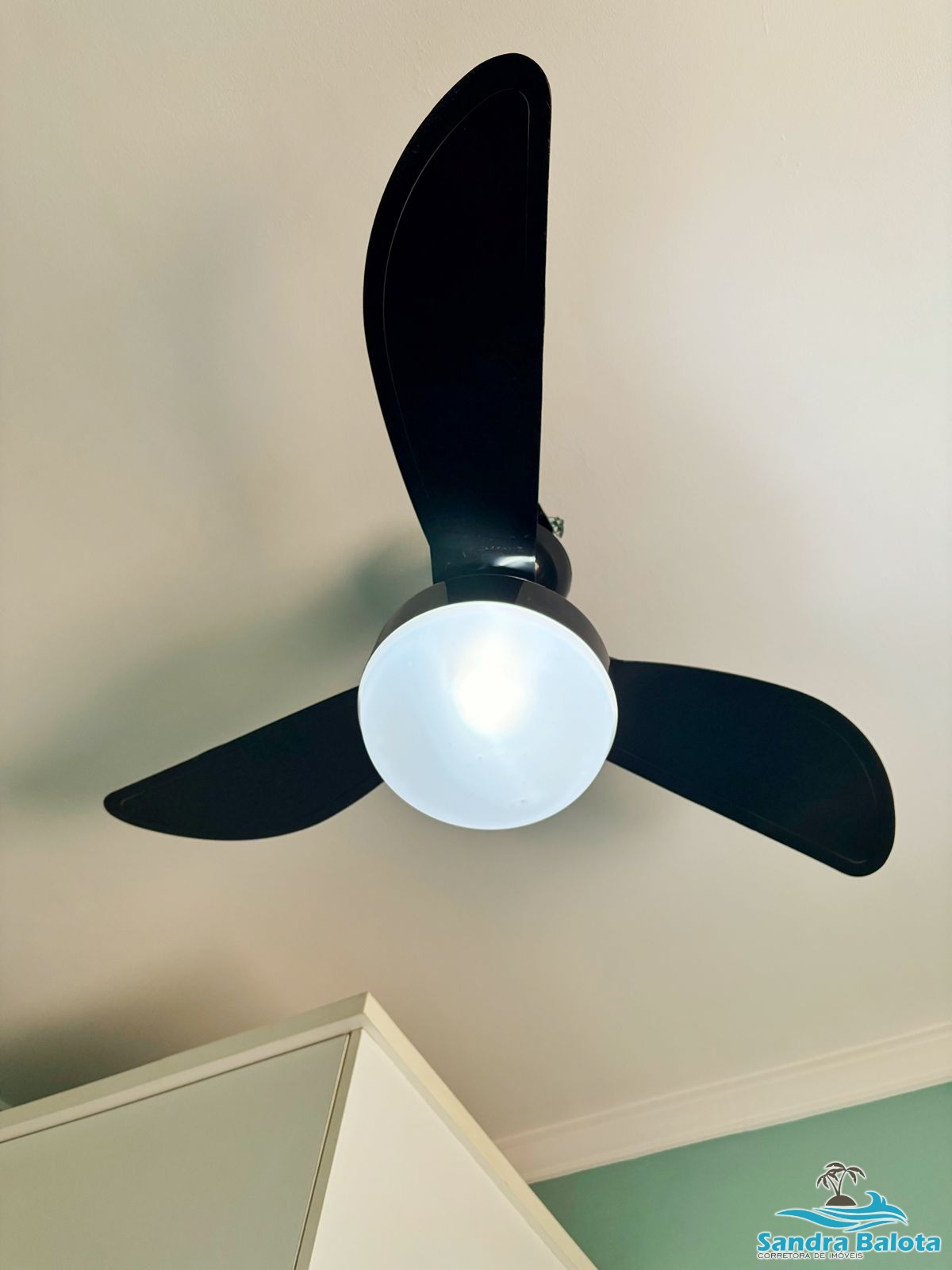Apartamento com 2 dormitórios sendo 1 suíte/Itaguá