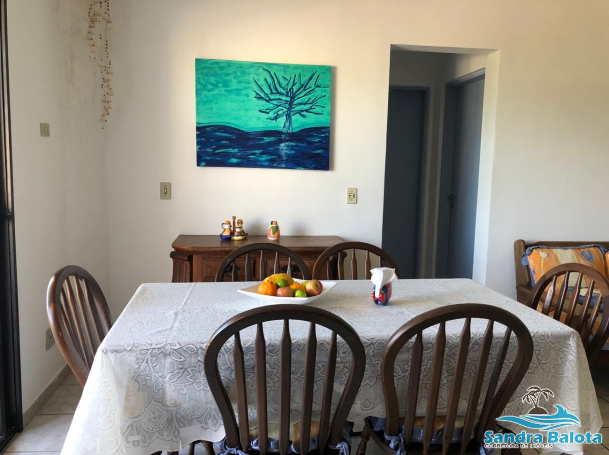 Apartamento com 2 dormitórios na Praia das Toninhas