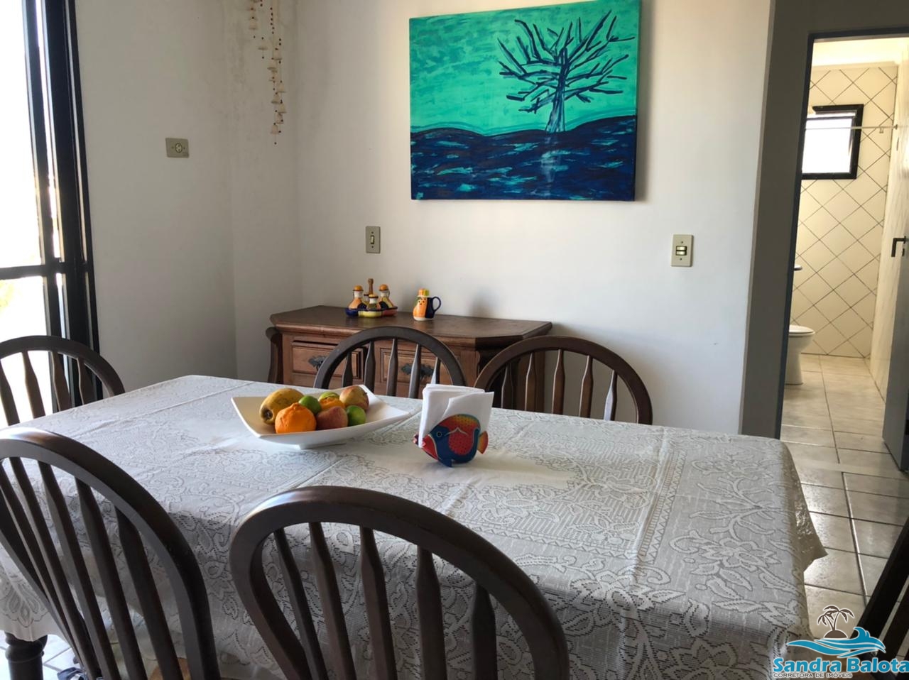 Apartamento com 2 dormitórios na Praia das Toninhas