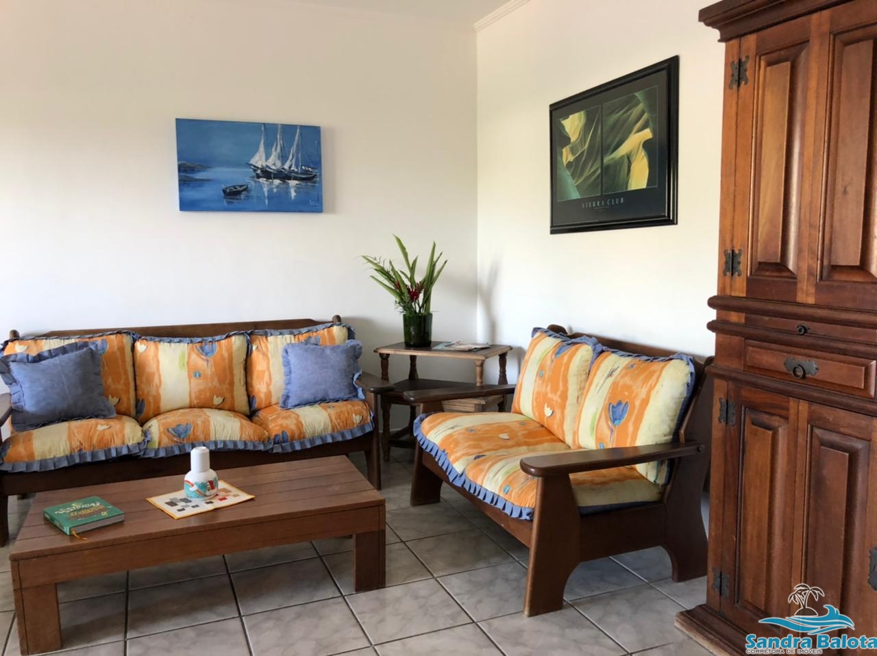 Apartamento com 2 dormitórios na Praia das Toninhas