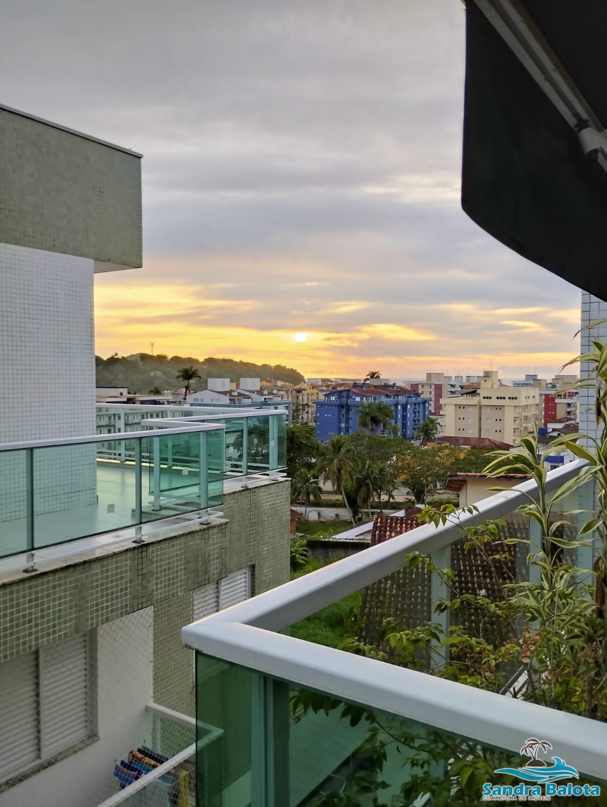 Belíssima cobertura com vista mar/Praia Grande-Ubatuba-Entregue em 2023