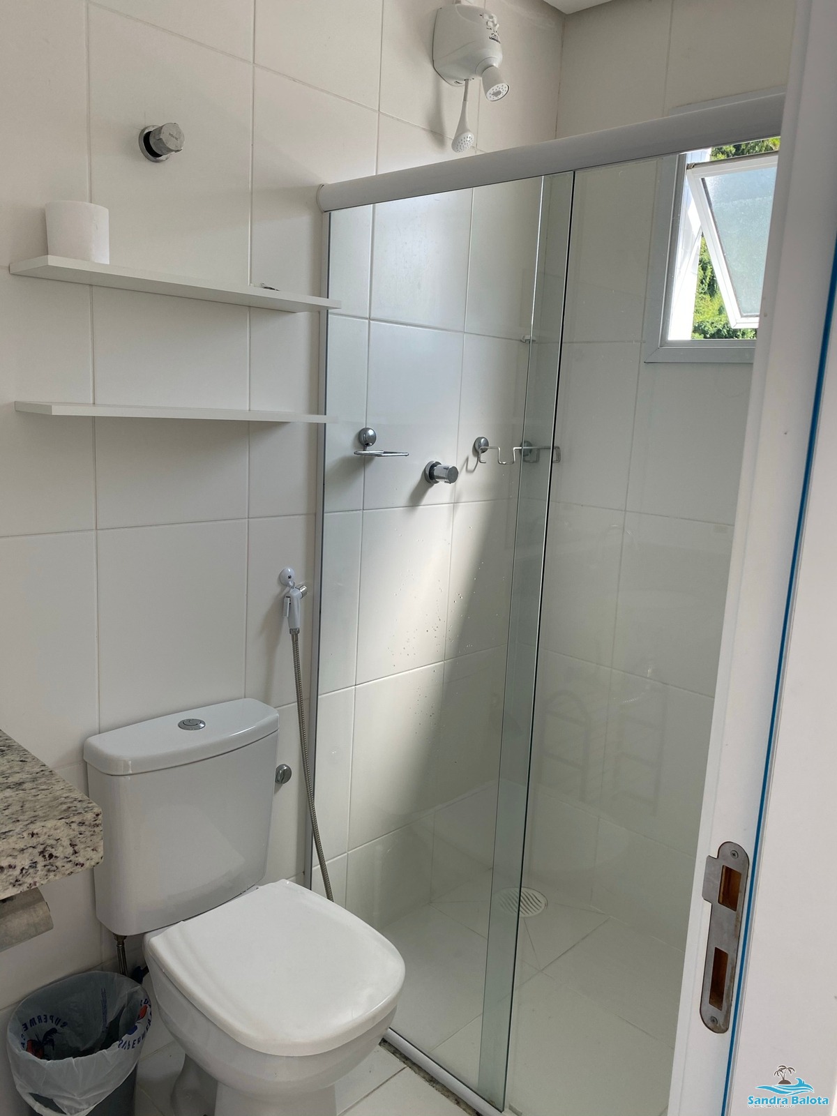 Belíssima cobertura com 3 dormitórios/praia grande-ubatuba