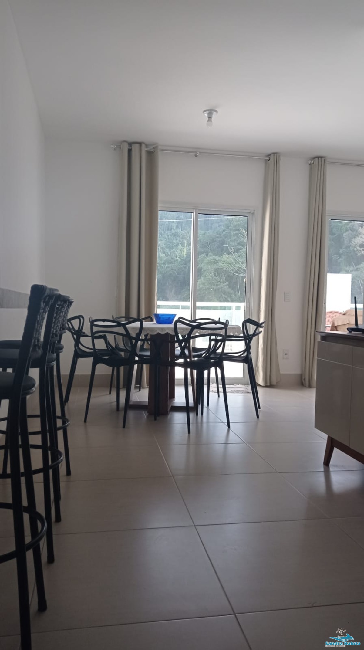 Belíssima cobertura com 3 dormitórios/praia grande-ubatuba