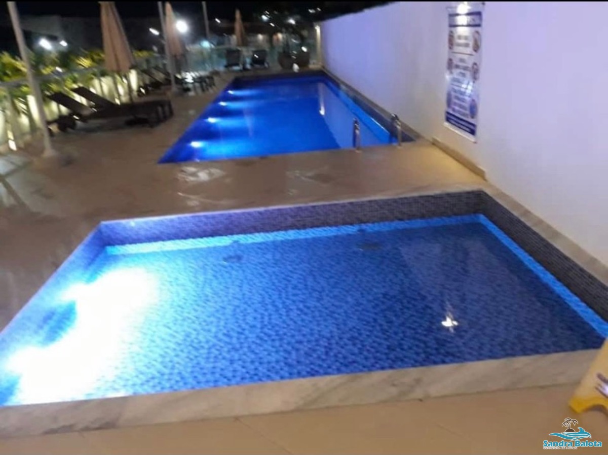 Belíssima cobertura com 3 dormitórios/Praia Grande-Ubatuba